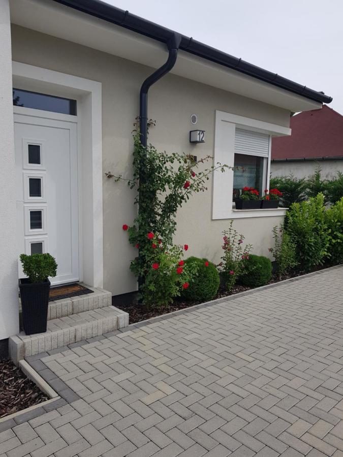 Holiday home Margareta Gyenesdias